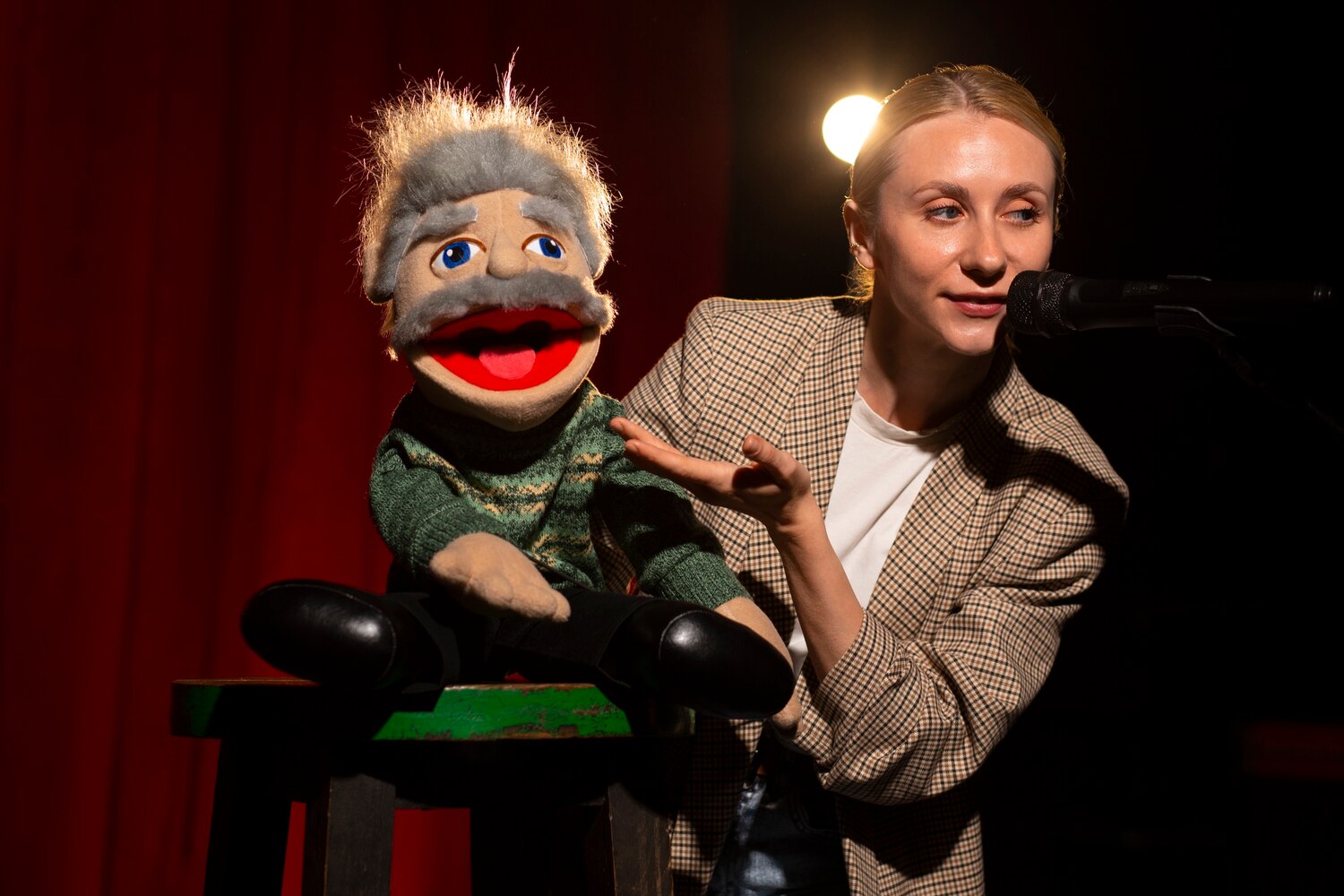 Magic Show, Mimicry & Stand-Up Comedy